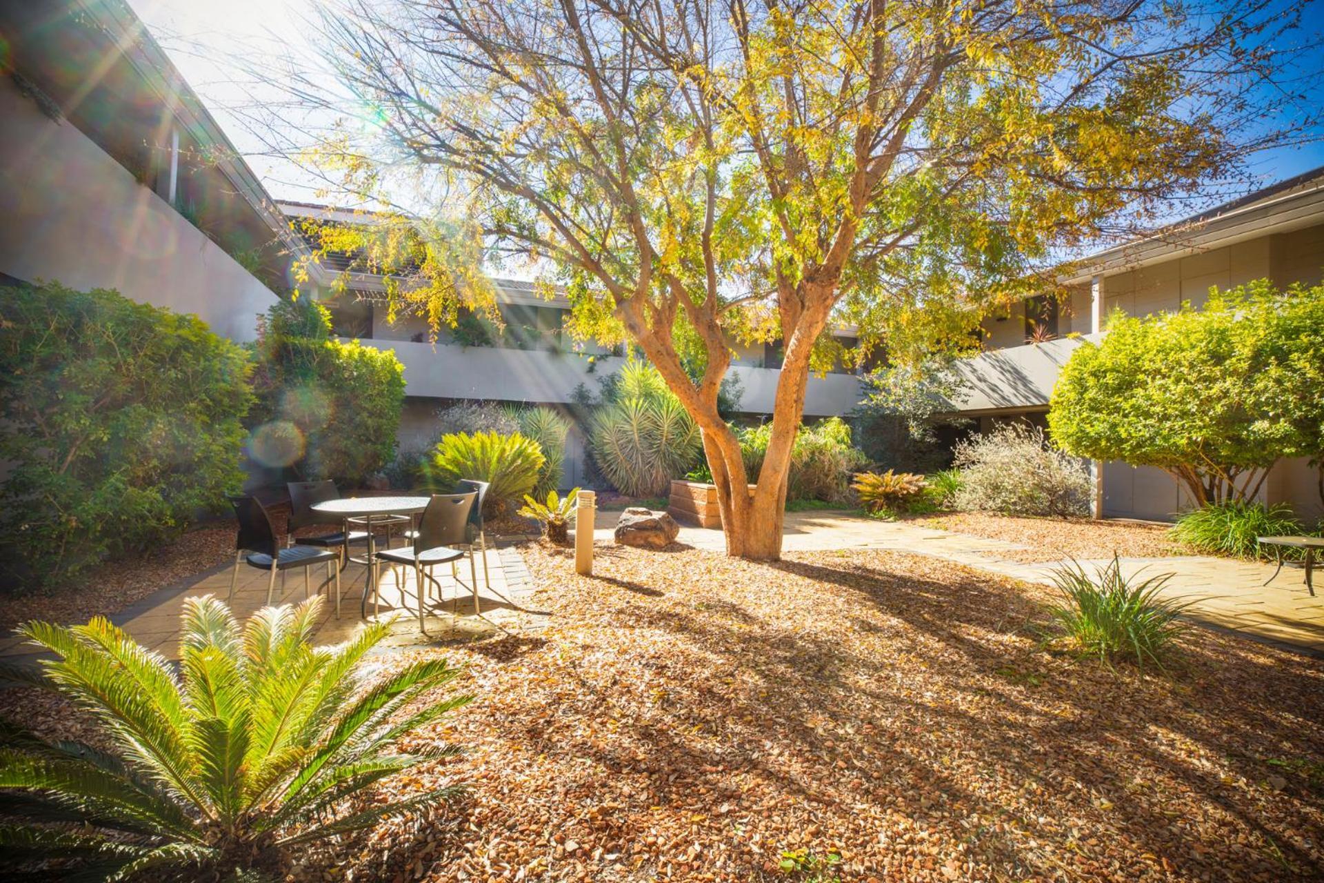 Crowne Plaza Alice Springs Lasseters, An Ihg Hotel Exterior foto